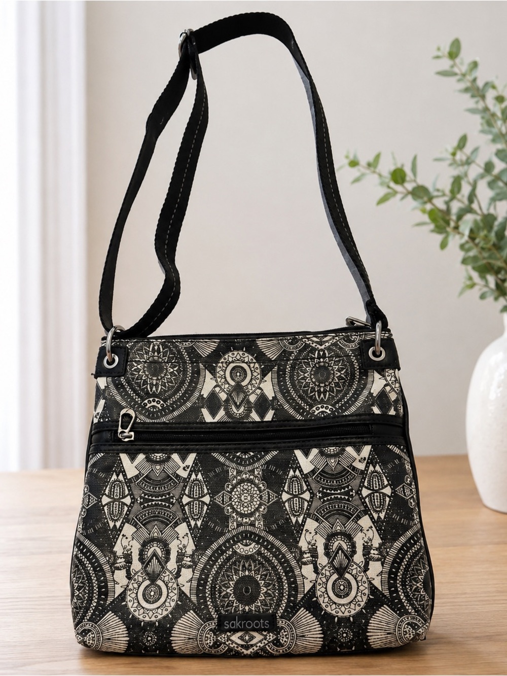 Sakroots Black and Cream Patterned Shoulder Bag